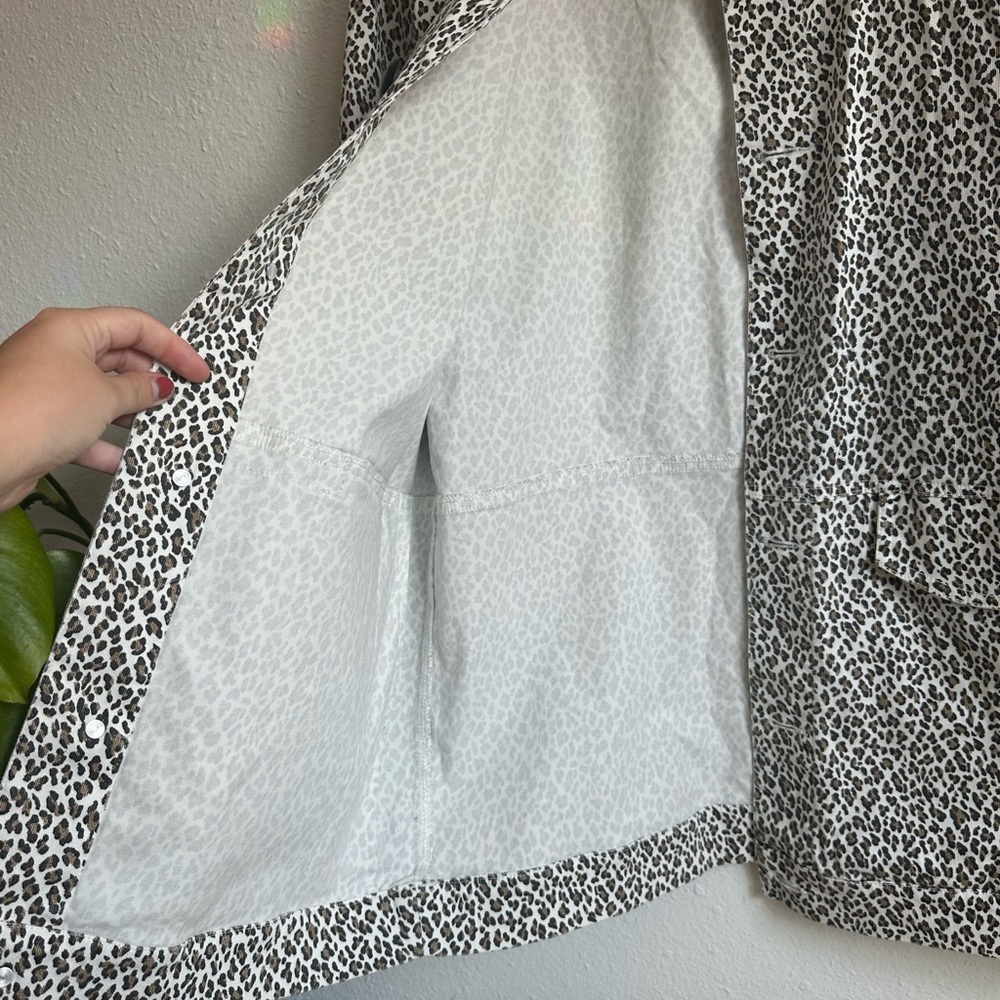 Varley Oversized Cheetah Chore Jacket - Picture 5 of 9